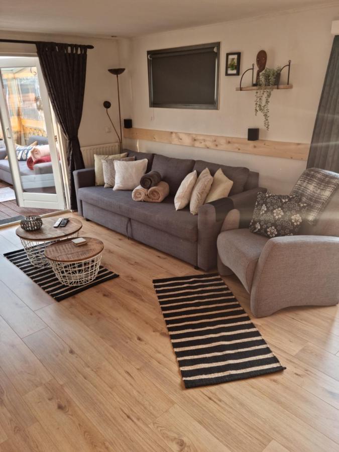 Chalet Harmony Prive Wellness Putten Exterior foto